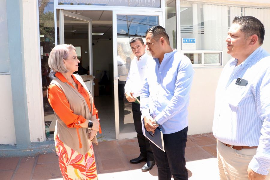 Rebeca Aladro Atiende a Ciudadanía en Juzgados de Ixmiquilpan