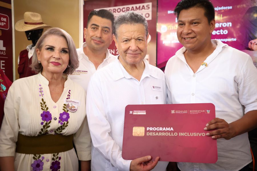 Tercer informe: Julio Menchaca rinde cuentas ante hidalguenses de la Sierra y la Huasteca