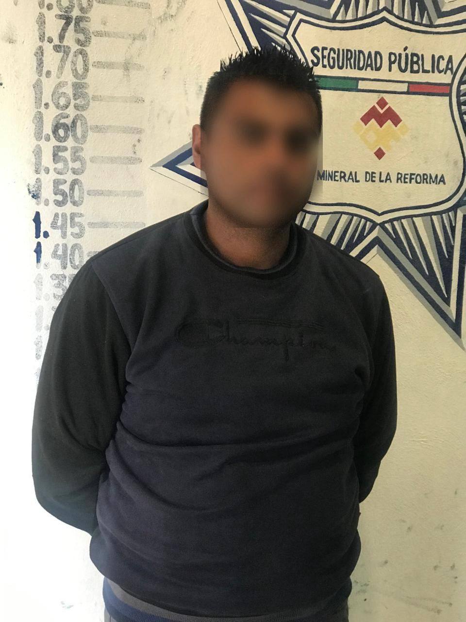 Detienen a una persona por un hecho posiblemente constitutivo de delito, en el fraccionamiento Paseos de Chavarría.