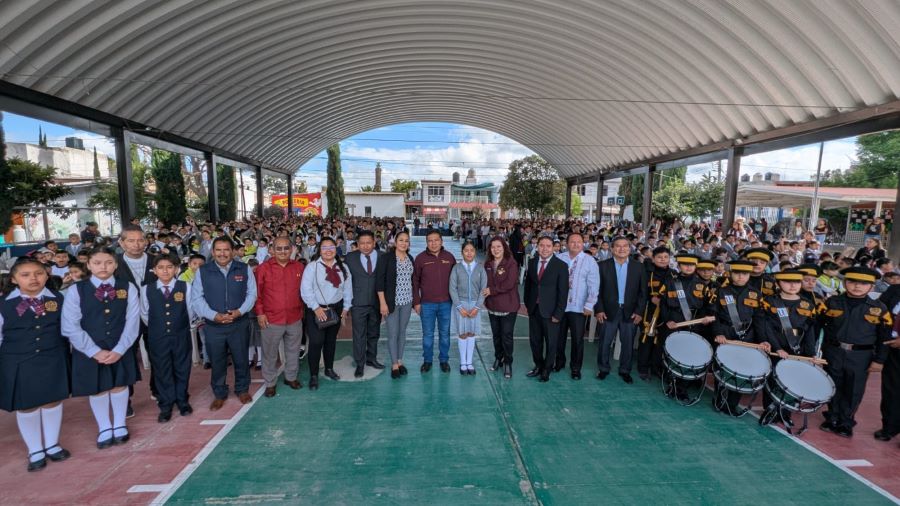 Entrega SEPH Mobiliario y Equipamiento a Escuelas de Alfajayucan