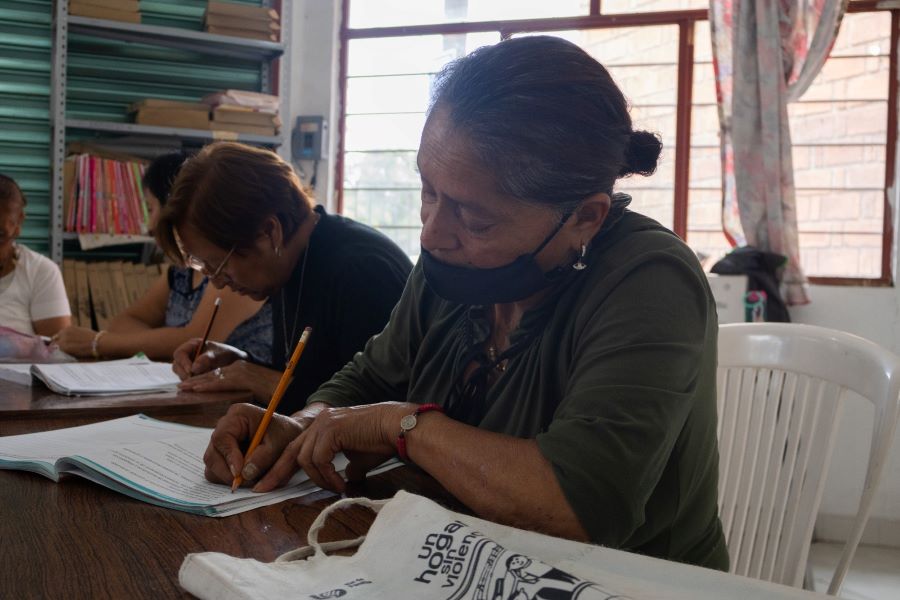 IHEA Alfabetiza a Casi 6 Mil Personas en Hidalgo