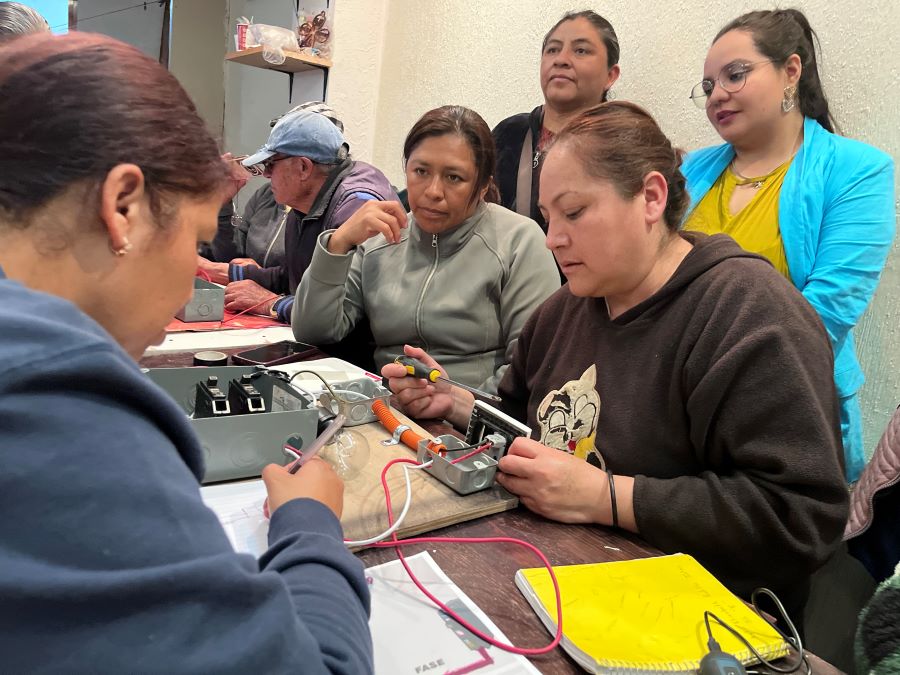 IHM Acerca Herramientas Para La Autonomía de Las Mujeres