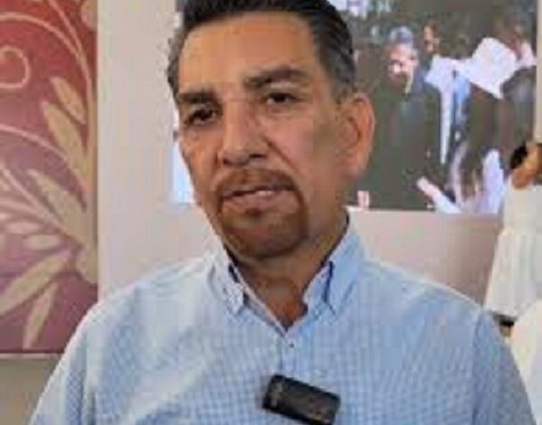 Renunciaron 29 Docentes, Acataron La Disposición Emitida Por la Contraloría y se Separaron de Los Cargos Que Tenían en la Alcaldía de Huejutla