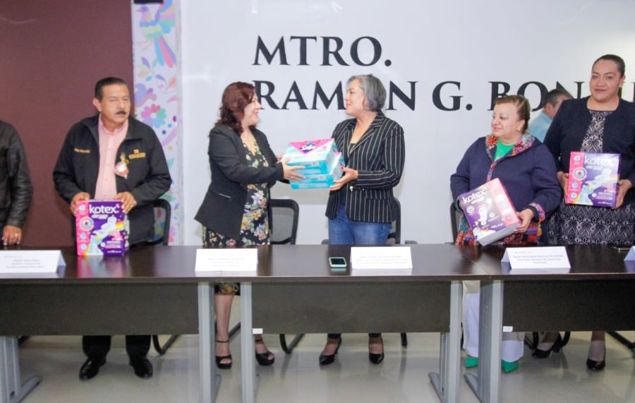 Subsecretaría de Educación Básica Dona Más de Mil Productos de Higiene Menstrual
