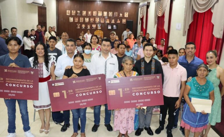Sebiso Atendió Personas Artesanas y Adultas Mayores de La Huasteca