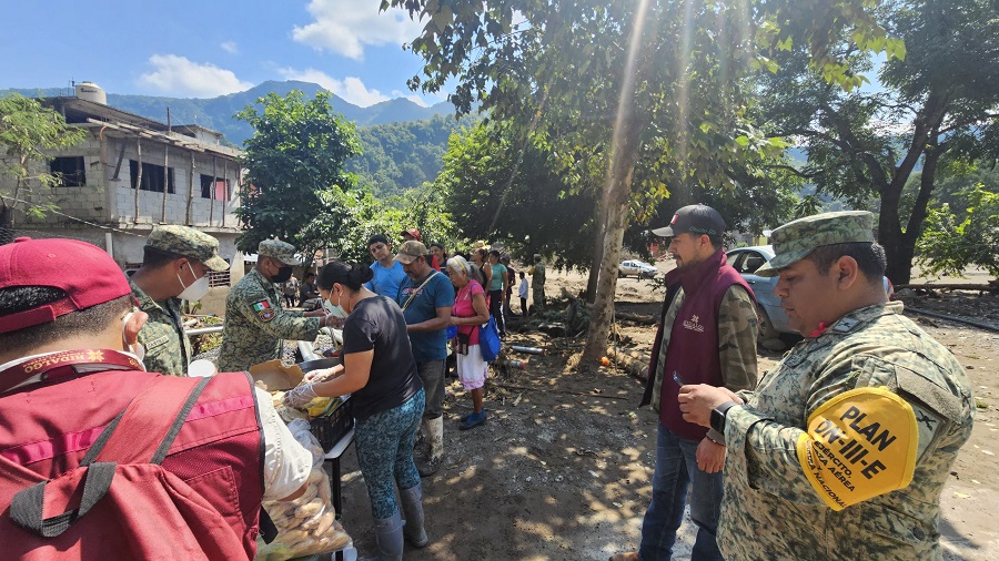 Acción Humanitaria Sin Precedentes en Huehuetla: Coordinación Interinstitucional Responde a Desastre Natural