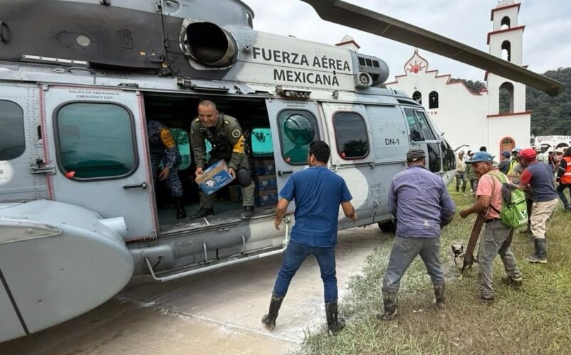 Entregan Despensas Por Aire en Zonas Incomunicadas