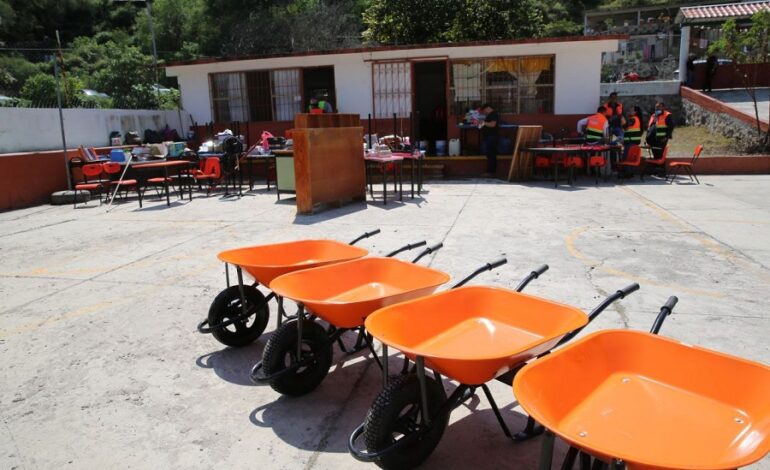 SEPH Supervisa Escuelas Afectadas Por Lluvias en Metztitlán