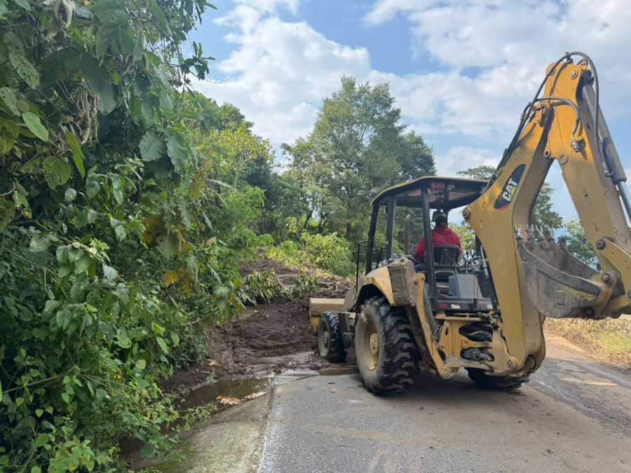Acciones Permanentes Para el Retiro de Derrumbes en 43 Municipios de Hidalgo