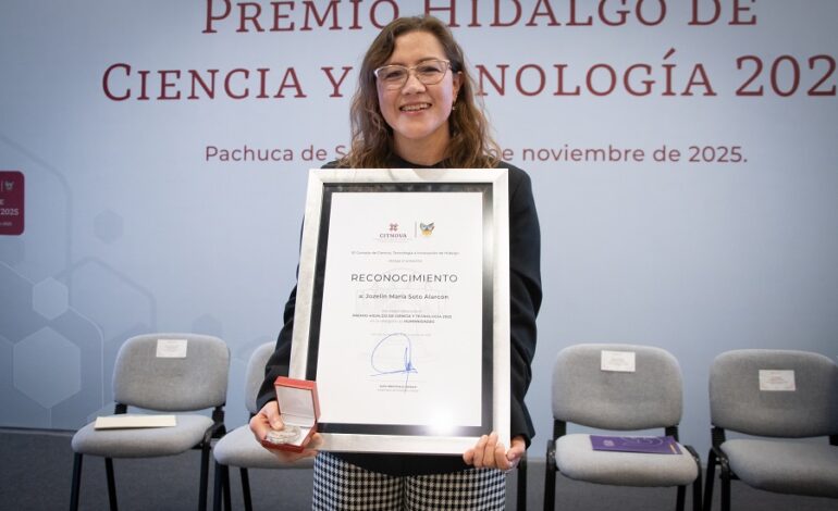 Con más de 20 años dedicada al maguey, medicina natural y saberes campesinos, doctora hidalguense es reconocida