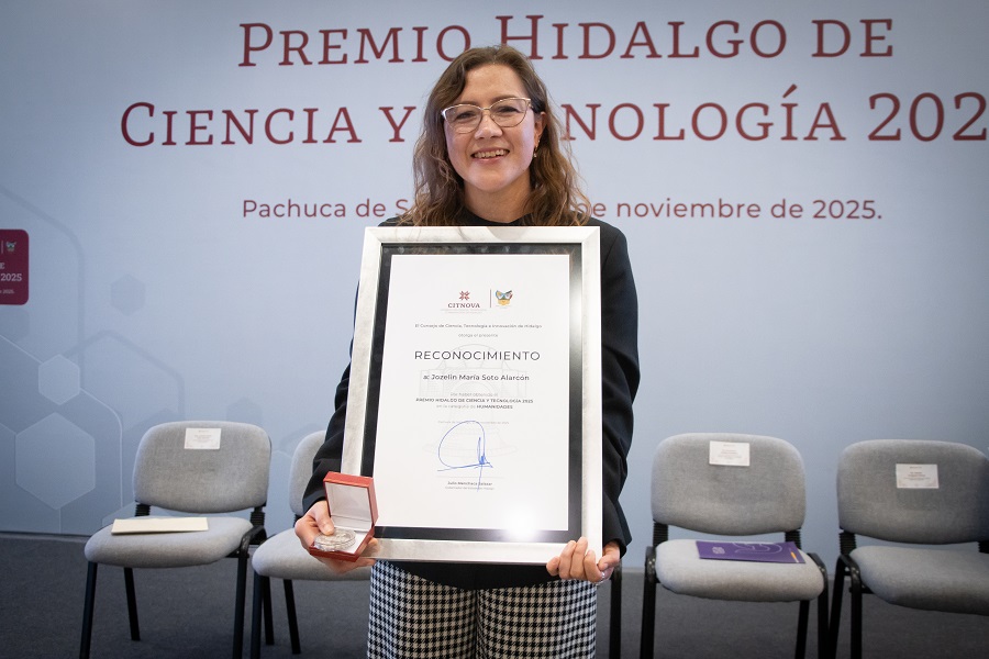 Con más de 20 años dedicada al maguey, medicina natural y saberes campesinos, doctora hidalguense es reconocida