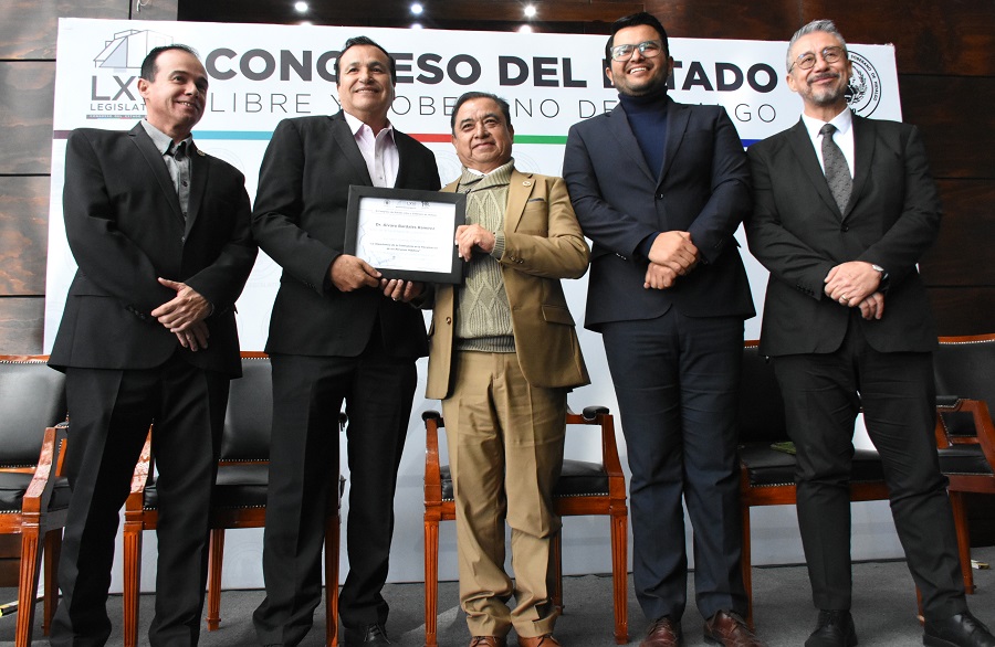 Contralor Álvaro Bardales imparte ponencia en el Congreso del Estado sobre fiscalización de recursos