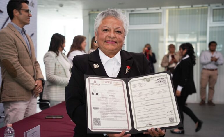 Universidad Digital del Estado de Hidalgo Entrega 49 Títulos Profesionales