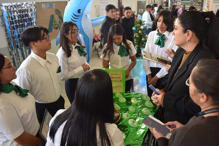 Presentan Proyectos Innovadores en Jornada de Emprendimiento ITESA 2025