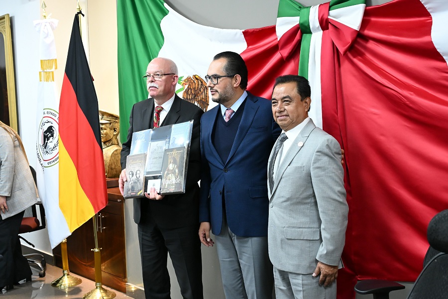 El Congreso de Hidalgo Distingue al Embajador de Alemania en México, Clemens von Goetze