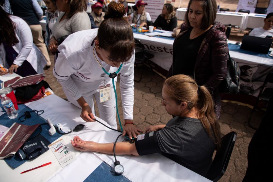 Feria del Bienestar en La Comunidad de Marcos Castellanos Brinda Cerca de 6 Mil Atenciones