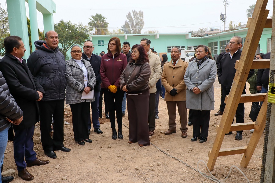Supervisa Natividad Castrejón Avance de Módulo Escolar en Mixquiahuala
