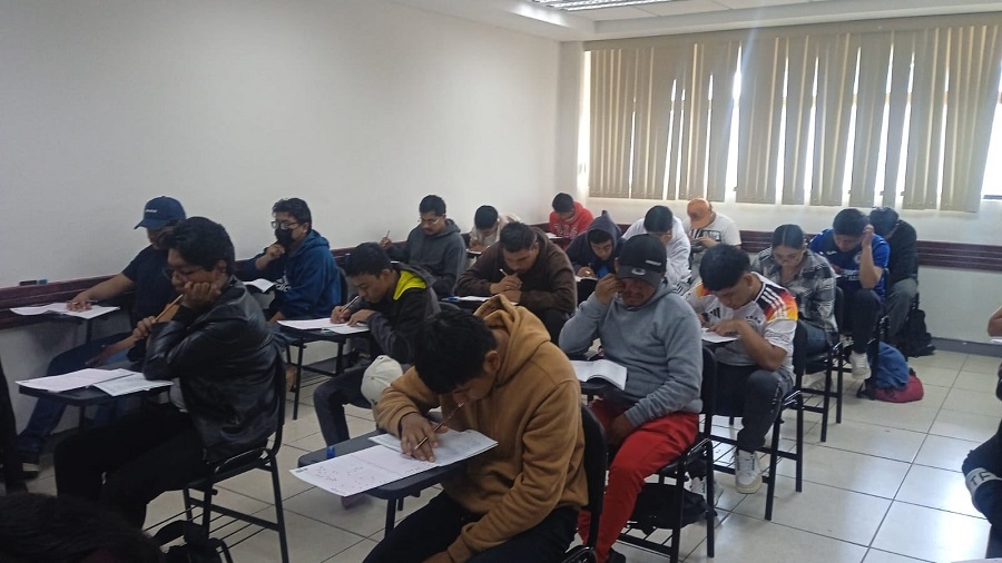 UTMZ Impulsa la Proyección Internacional de Estudiantes Con Certificación TOEFL