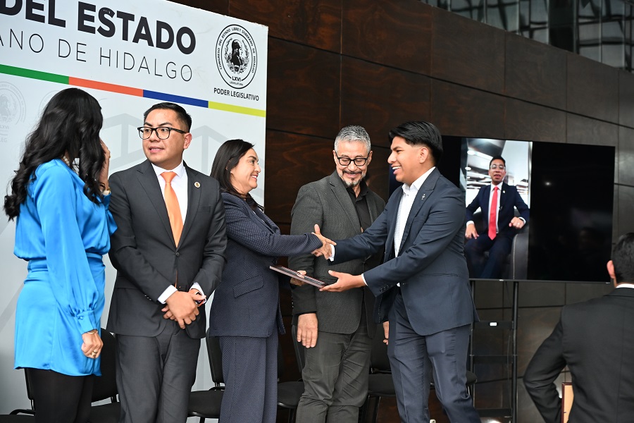 Congreso del Estado fue Sede de La Toma de Protesta de la Asociación Nacional de Estudiantes de Ciencias Políticas y Administración Pública en Hidalgo