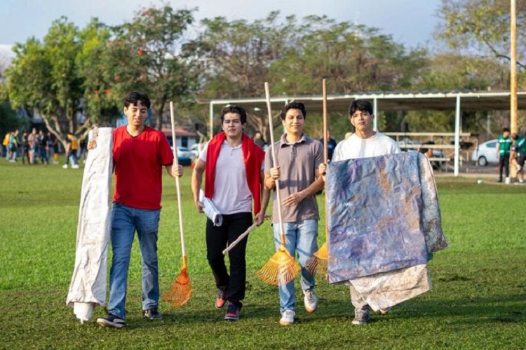 Jóvenes de Todo El País Rehabilitan Más de 10 Mil Canchas y Espacios Públicos Para El Mundial Social 2026