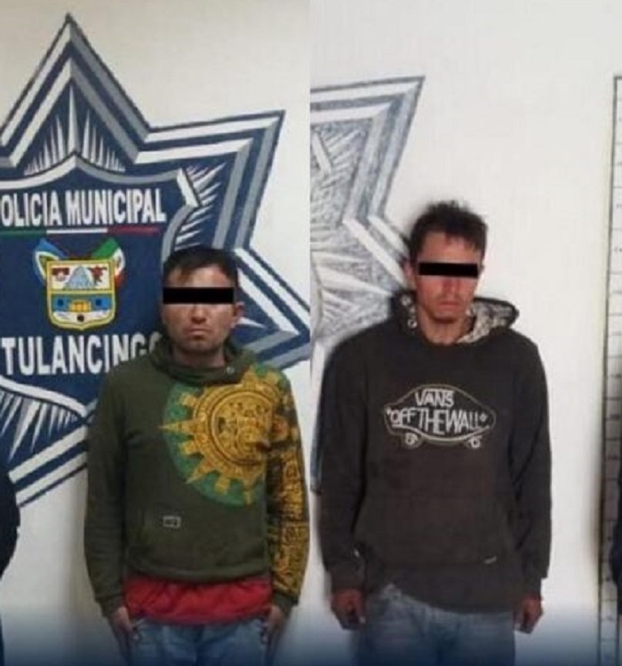 Policía de Tulancingo Detienen a Dos “ Topos” que Perforaron  Pared de una Tienda Tres B  Para Robar