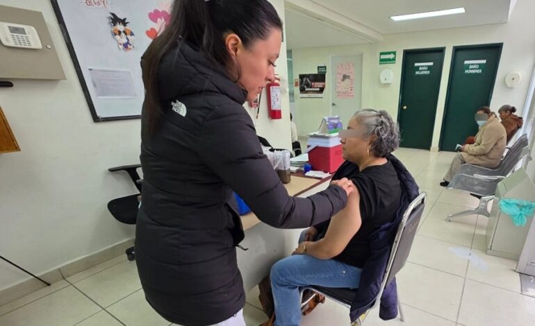 Refuerza IMSS Hidalgo aplicación de vacunas y llama a completar esquemas contra el sarampión