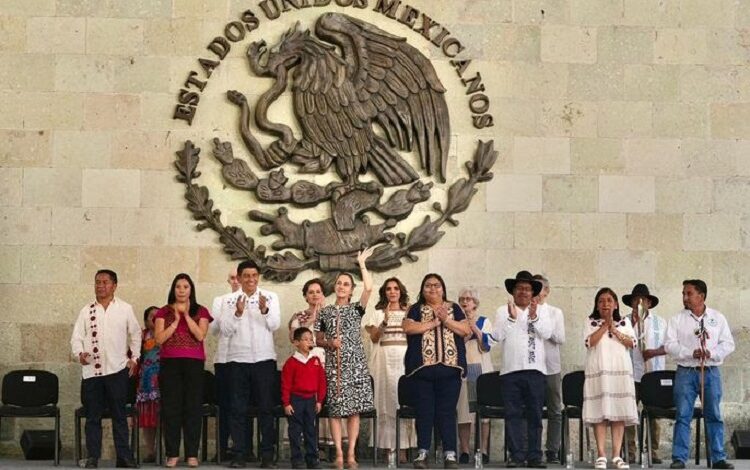 Benito Juárez Vive en La Cuarta Transformación: Presidenta Claudia Sheinbaum en El 220 Aniversario de Su Natalicio; Reconoce a Margarita Maza Como Primera Embajadora Histórica de México