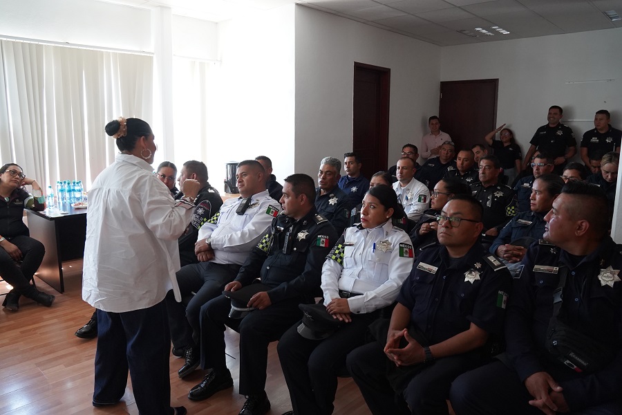 Capacitan a Policías Para Brindar Mejor Atención a Visitantes en Pachuca