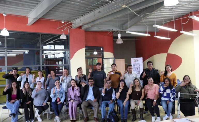 Capacitan a Servidores Públicos en Lengua de Señas Mexicana