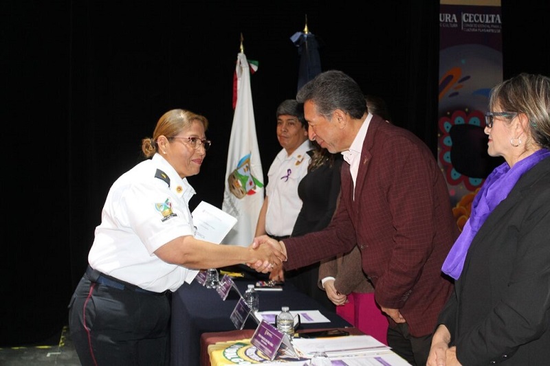 Concluyen curso de manejo 70 mujeres de la PIBEH