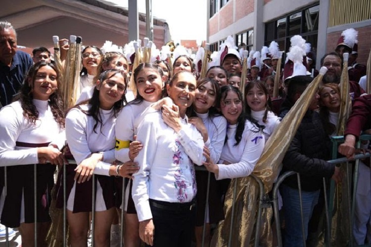 En Edomex, Presidenta Claudia Sheinbaum Inaugura Bachillerato Nacional Plantel Ixtapaluca Para Otorgar El Derecho a La Educación a Más de Mil Estudiantes