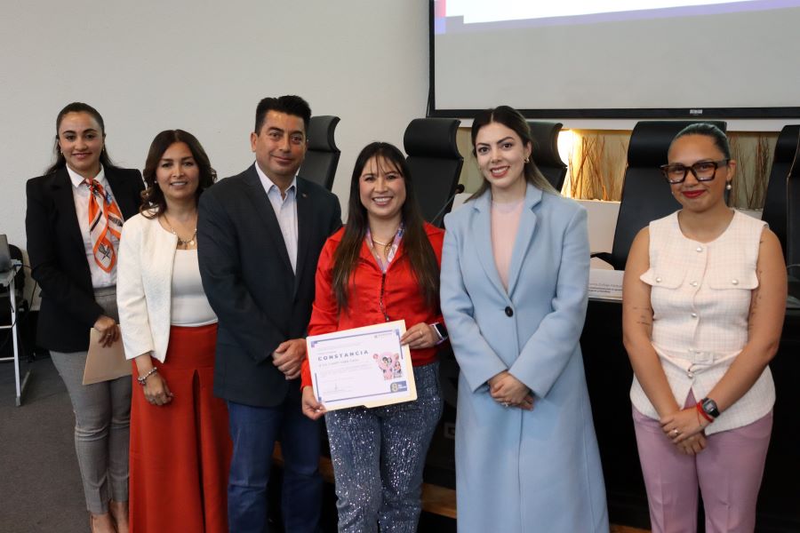 Hilos Que Sostienen: Iniciativa Orientada a Visibilizar, Reconocer y Fortalecer La Contribución de las Mujeres En El Servicio Público