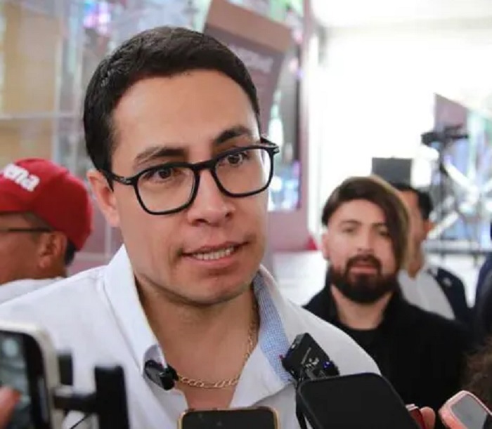 La Reunión de Trabajo Con el Secretario de Seguridad, Salvador Cruz Neri, Fue Como se Ha Tenido Anteriormente, Simplemente Platicamos