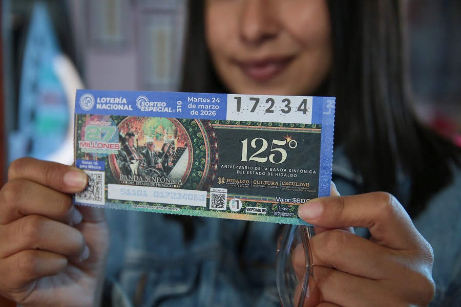 Lotería Nacional dedica billete conmemorativo a la Banda Sinfónica del Estado de Hidalgo por su 125 aniversario
