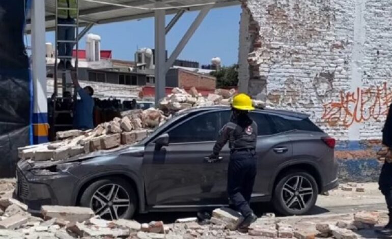 Cayo Vieja Barda de Maestranza Sobre una Camioneta