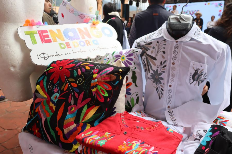 Color, tradición y orgullo en el 1.er Festival Nacional del Bordado