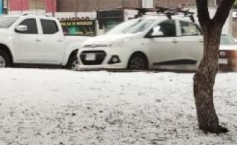 Granizada en Pachuca y Mineral de la Reforma deja vialidades inundadas y caos vehicular