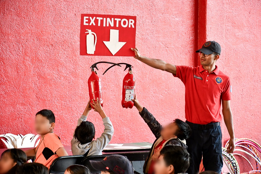 Niñas y Niños Hidalguenses se Convierten en Bomberos Gracias a Curso de Verano de la SSPH