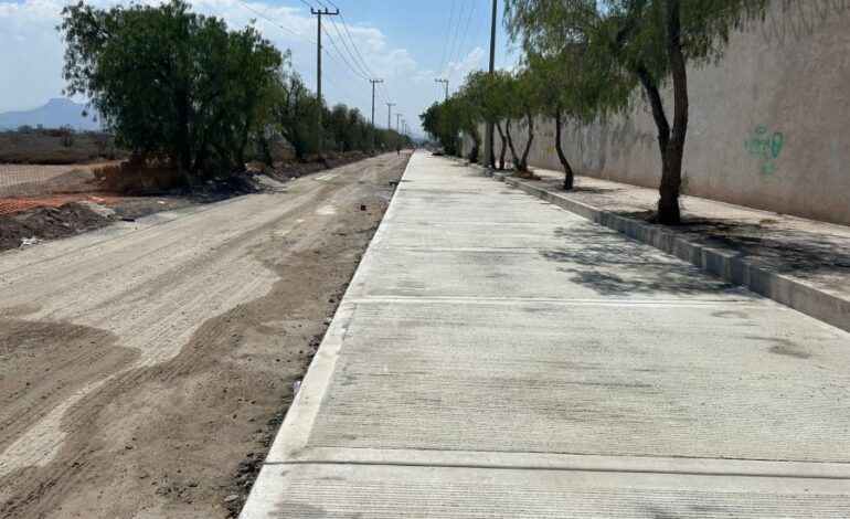 Rehabilitación de la Calle Vía de los Reyes Fortalece la Conectividad en el Daxthá, Actopan