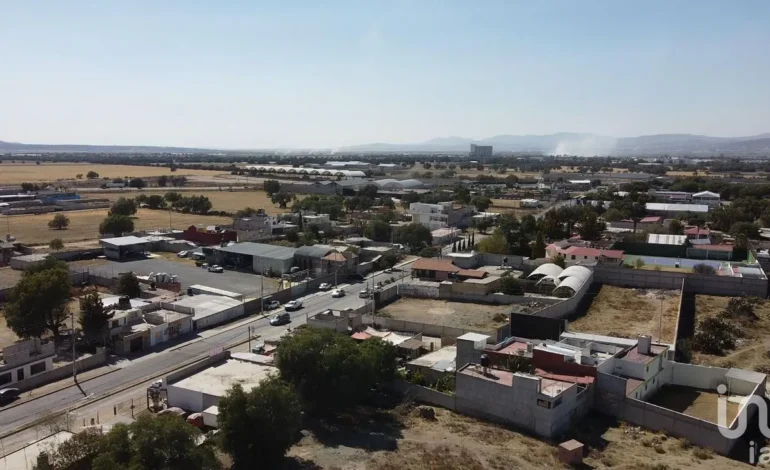 Un Hombre Fue Hallado Sin Vida Dentro de Una Camioneta en Azoyatla, Mineral de La Reforma.