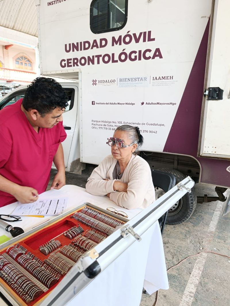 Acercan Salud Integral a Personas Mayores de la Otomí Tepehua