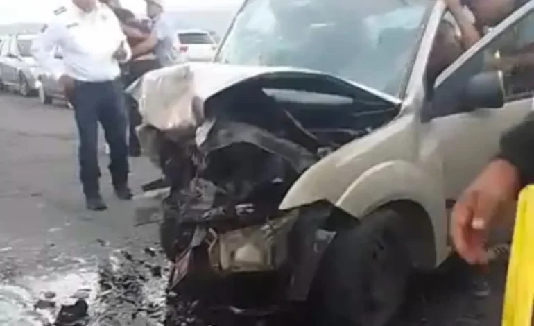 Choque a la Altura del Puente de las Vías de Irolo, en la Vía Sahagún-Zapata Muere una Mujer Hay Tres Heridos