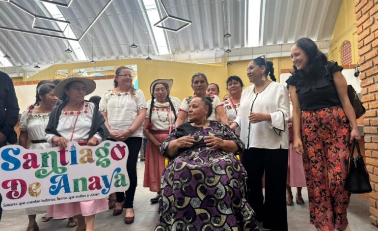 Embajadora de Sudáfrica recorre Centro Gastronómico de Santiago de Anaya