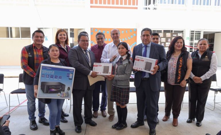 Gobierno de Hidalgo Invierte 7.6 mdp en escuelas de Chapantongo y Alfajayucan