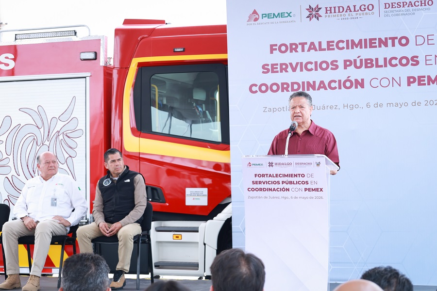 Pemex Dono una inversión total de 84.6 millones de pesos Parta obras de pavimentación, maquinaria, equipo medico