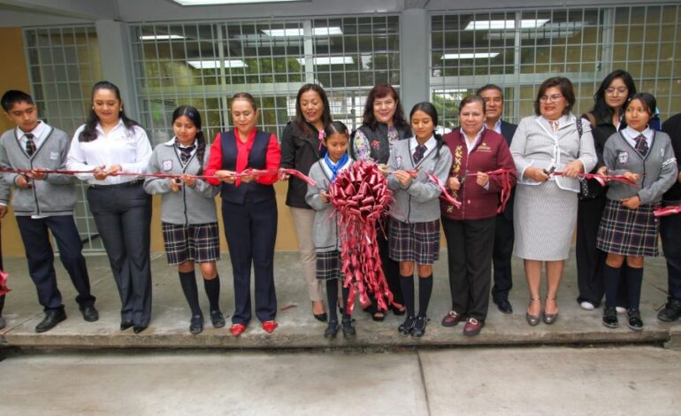 IHE Entrega Obras de Rehabilitación en Secundaria de Chilcuautla