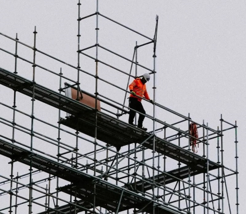 Murio Obrero al caer del séptimo piso de un edificio en Construccion en la Zona Plateada de Pachuca