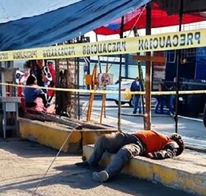 Hombre Fue Encontrado sin Vida en la Entrada Principal de la Central de Abastos de Pachuca