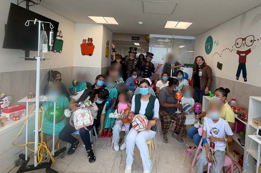 Realiza Hospital General de Zona No. 36 en Pachuca función de magia para pacientes pediátricos: IMSS Hidalgo