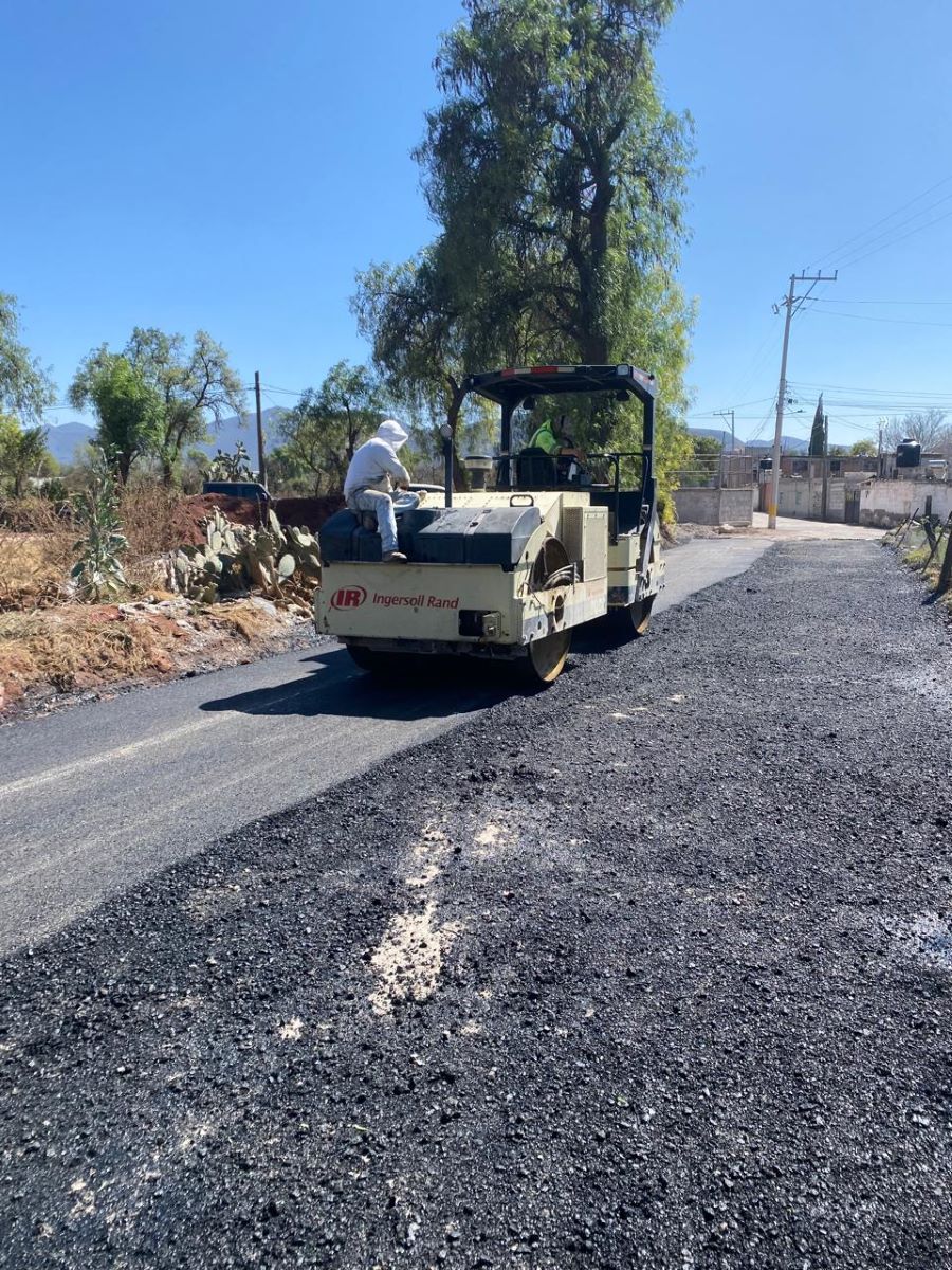Transforma Julio Menchaca Camino Rural en Vialidad Pavimentada de las Villas, en el Municipio de Francisco I. Madero